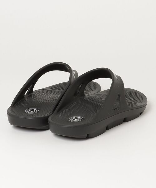 1 piu 1 uguale 3（ウノピゥウノウグァーレトレ）の「COMFY SANDAL（サンダル・メンズ・ブラック・45/44/43）」の4枚目の写真