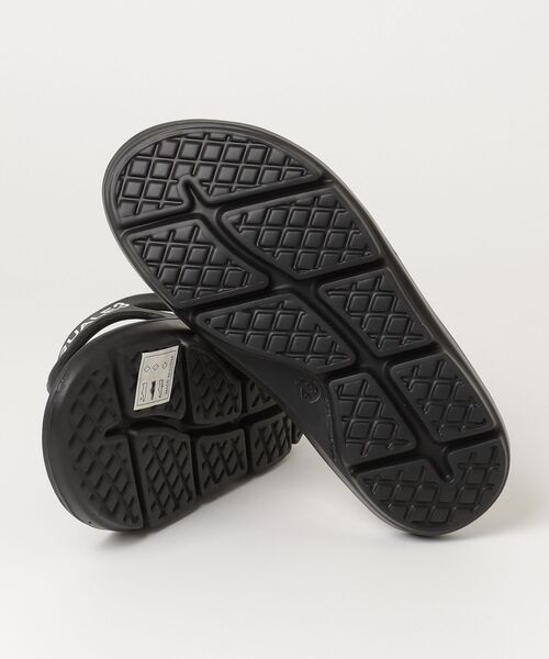 1 piu 1 uguale 3（ウノピゥウノウグァーレトレ）の「COMFY SANDAL（サンダル・メンズ・ブラック・45/44/43）」の5枚目の写真