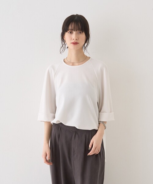 Rouge vif（ルージュヴィフ）の「ダンボールゆったりブラウス/カットソー/半袖/ストレッチ素材（シャツ/ブラウス・レディース・チャコールグレー/オフホワイト・フリー）」の8枚目の写真