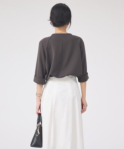 Rouge vif（ルージュヴィフ）の「ダンボールゆったりブラウス/カットソー/半袖/ストレッチ素材（シャツ/ブラウス・レディース・チャコールグレー/オフホワイト・フリー）」の3枚目の写真