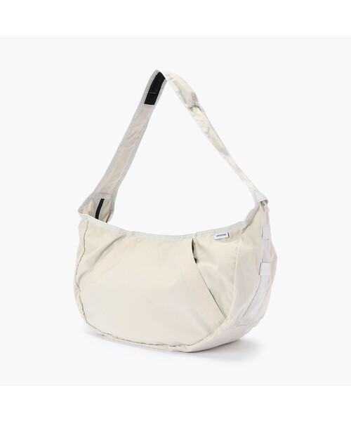 BRIEFING（ブリーフィング）の「HOBO BAG WIDE（ショルダーバッグ・メンズ・ブラック・FREE）」の2枚目の写真