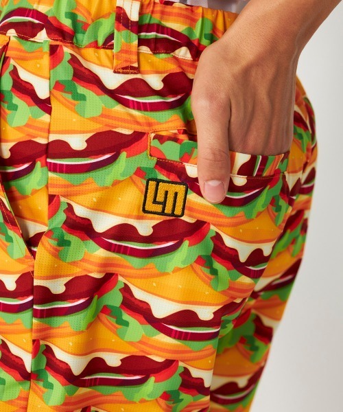 Loudmouth(ラウドマウス)の「【Loudmouth:ラウドマウス】総柄ショートパンツ ゴルフ(その他パンツ・メンズ・その他9/その他7/その他8/その他6/ホワイト×ブラック・XX-LARGE/LL/LARGE/MEDIUM)」の6枚目の写真