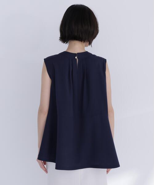 NATURAL BEAUTY BASIC（ナチュラルビューティーベーシック）の「ジョーゼットペプラムブラウス（シャツ/ブラウス・レディース・ネイビー/ベージュ/ブルー・ﾌﾘ-）」の17枚目の写真
