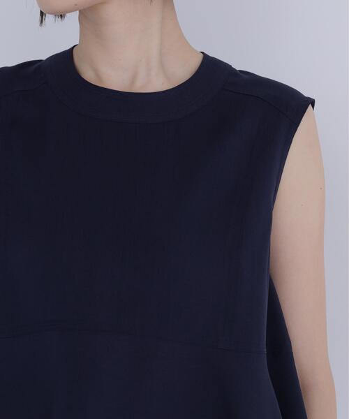 NATURAL BEAUTY BASIC（ナチュラルビューティーベーシック）の「ジョーゼットペプラムブラウス（シャツ/ブラウス・レディース・ネイビー/ベージュ/ブルー・ﾌﾘ-）」の18枚目の写真