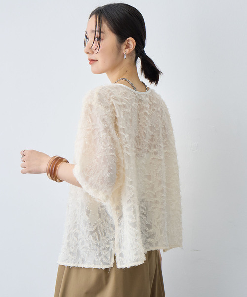 anyfee(エニフィー)の「【anyfee/大きいサイズ】ニュアンス柄シアージャガードブラウス(2026SS)(シャツ/ブラウス・レディース・アイボリー/ブラック・LL/3L/4L/5L)」の5枚目の写真