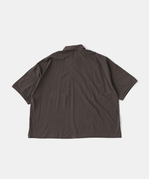 WISM(ウィズム)の「NAMELESSNESS / ネームレスネス Pique Knit ポロシャツ(ポロシャツ・メンズ・ブラック/ブラウン・3/2)」の8枚目の写真