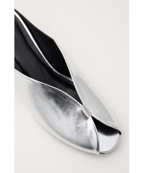 MOUSSY(マウジー)の「OPEN TOE SQUARE HEEL ミュール(サンダル・レディース・シルバー/ブラック・LARGE/MEDIUM/SMALL)」の18枚目の写真