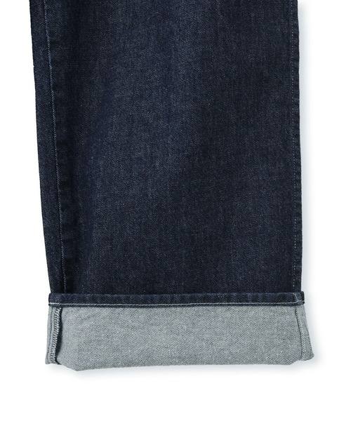 KURO(クロ)の「【KURO for SALON(クロ)】別注EASY TUCK DENIM INDIGO / デニムパンツ(デニムパンツ・レディース・ネイビー・1/0)」の12枚目の写真