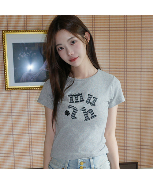 muahmuah（ムーアムーア）の「ダブルチェックパッチ半袖Tシャツ [4色]（Tシャツ/カットソー・レディース・ブラック/ホワイト/グレー/ネイビー・FREE）」の3枚目の写真