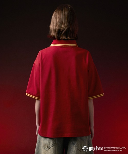 VELNUS(ベルナス)の「【VELNUS】Harry Potter Embroidered Emblem Color-Block Short-Sleeve Polo Shirt/ハリー・ポッター 刺繍エンブレム 配色半袖ポロシャツ(ポロシャツ・メンズ・グリーン/ベージュ/ネイビー/レッド・S/L/M)」の10枚目の写真