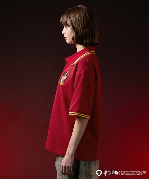 VELNUS(ベルナス)の「【VELNUS】Harry Potter Embroidered Emblem Color-Block Short-Sleeve Polo Shirt/ハリー・ポッター 刺繍エンブレム 配色半袖ポロシャツ(ポロシャツ・メンズ・グリーン/ベージュ/ネイビー/レッド・S/L/M)」の11枚目の写真