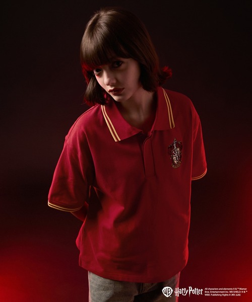 VELNUS(ベルナス)の「【VELNUS】Harry Potter Embroidered Emblem Color-Block Short-Sleeve Polo Shirt/ハリー・ポッター 刺繍エンブレム 配色半袖ポロシャツ(ポロシャツ・メンズ・グリーン/ベージュ/ネイビー/レッド・S/L/M)」の18枚目の写真
