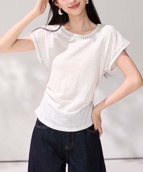 LUCPY(ラクピー)の「配色ステッチフレンチスリーブトップス(その他トップス・レディース・ホワイト・X-LARGE/LARGE/MEDIUM/SMALL)」の1枚目の写真