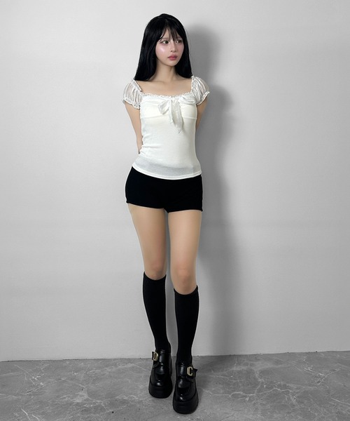 FOLLOWIN(フォロウィン)の「【3color 】シアーパフ袖リボントップス(Tシャツ/カットソー・レディース・ベージュ/ホワイト/グレー・FREE)」の9枚目の写真