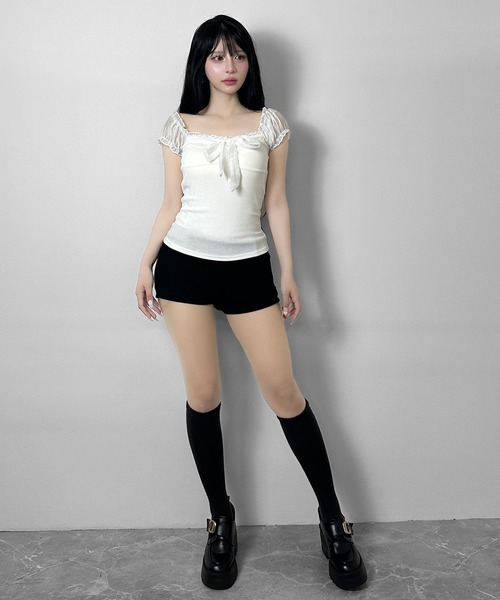 FOLLOWIN(フォロウィン)の「【3color 】シアーパフ袖リボントップス(Tシャツ/カットソー・レディース・ベージュ/ホワイト/グレー・FREE)」の10枚目の写真