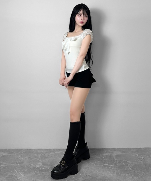 FOLLOWIN(フォロウィン)の「【3color 】シアーパフ袖リボントップス(Tシャツ/カットソー・レディース・ベージュ/ホワイト/グレー・FREE)」の11枚目の写真
