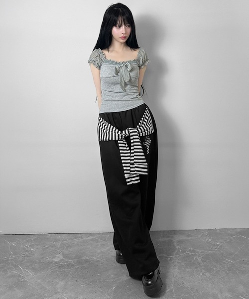 FOLLOWIN(フォロウィン)の「【3color 】シアーパフ袖リボントップス(Tシャツ/カットソー・レディース・ベージュ/ホワイト/グレー・FREE)」の21枚目の写真
