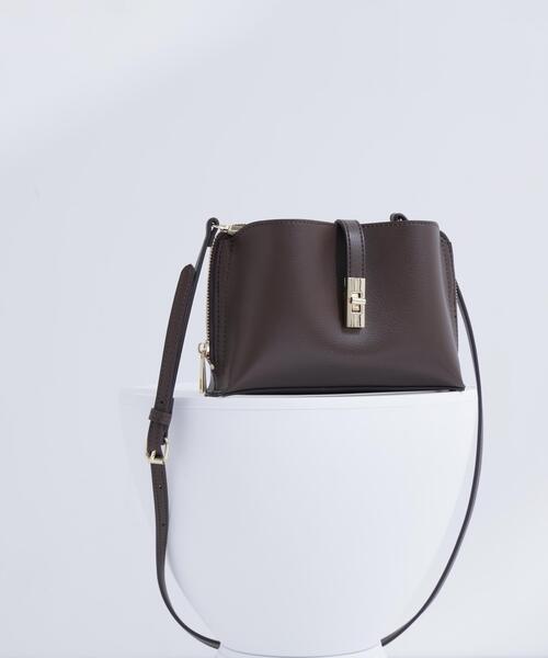 NATURAL BEAUTY BASIC（ナチュラルビューティーベーシック）の「ライトウォレットショルダー（ショルダーバッグ・レディース・レッド/ブラック/イエロー/ダークブラウン・-）」の2枚目の写真