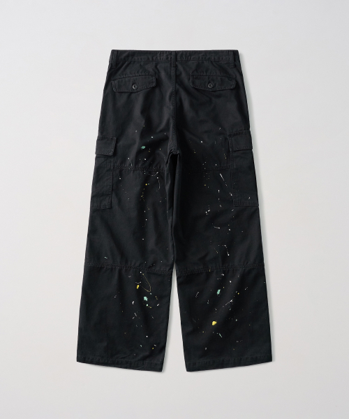 GARMENTS FAB（ガーメンツファブ）の「Washed Cargo Painted Pants (BLACK)（その他パンツ・レディース・その他・MEDIUM/LARGE）」の2枚目の写真