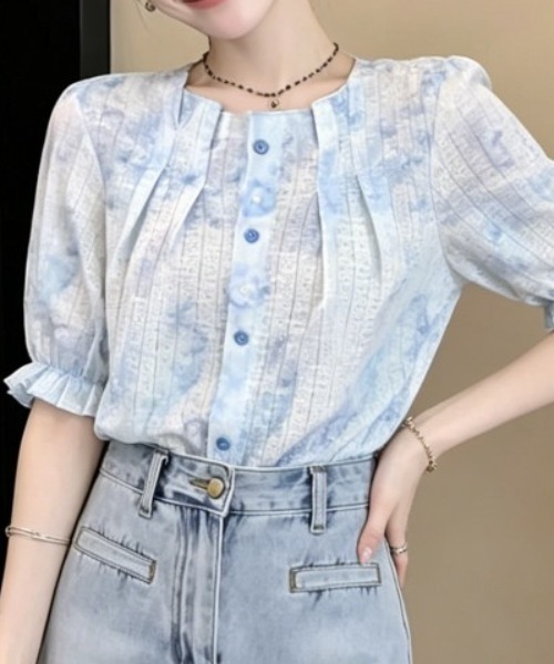 AMAJI(アマジ)の「配色切替 フリル袖シャツ(シャツ/ブラウス・レディース・ライトブルー・SMALL/MEDIUM/LARGE/X-LARGE)」の2枚目の写真