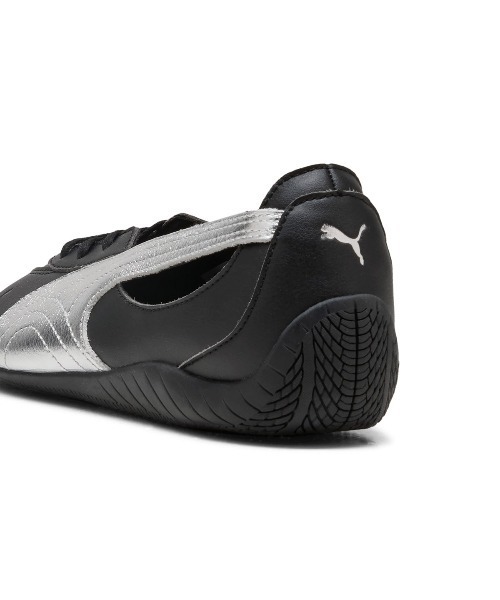 PUMA(プーマ)の「PUMA SPEEDCAT BALLET NOVA METALLIC(プーマ スピードキャット バレエ ノヴァ メタリック)(スニーカー・レディース・ブラック系/ホワイト系・24.5cm/25cm/23.5cm/23cm/24cm)」の15枚目の写真