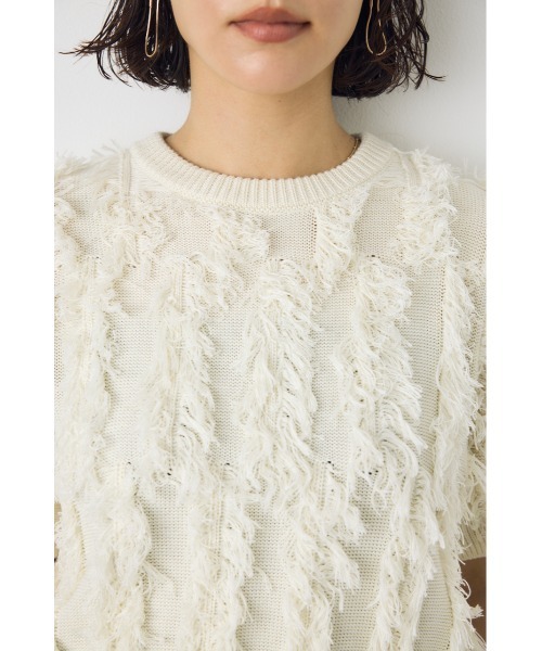 AZUL by moussy(アズールバイマウジー)の「【身長/骨格別着用画像あり】フリンジデザイン5分袖ニットトップス 夏服 秋服 半袖(ニット/セーター・レディース・ブラック/ライトグレー/オフホワイト・FREE)」の10枚目の写真