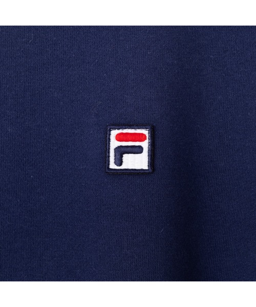 FILA（フィラ）の「ESSENTIAL SWEAT SHIRT / エッセンンシャル　スウェットシャツ（スウェット・レディース・ブラック/グレー/ネイビー・S/XL/L/M）」の9枚目の写真