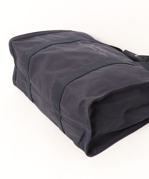 A.P.C.（アーペーセー）の「Recuperaton GYM バッグ（トートバッグ・メンズ・ネイビー・ONESIZE）」の3枚目の写真