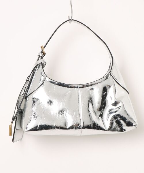 MARC JACOBS(マークジェイコブス)の「METALLIC CRINKLE SMALL SACK BAG/メタリック クリンクル スモール サック バッグ(ショルダーバッグ・レディース・シルバー・ONE SIZE)」の6枚目の写真
