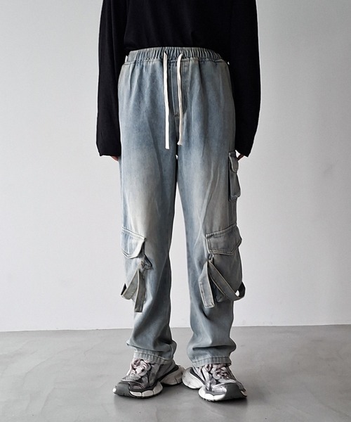 WESTBOY(ウエストボーイ)の「ヴィンテージウォッシュ ニーベルト カーゴデニムパンツ WO26W7PT07(デニムパンツ・メンズ・ブラック/ブルー・M/L/XL)」の5枚目の写真