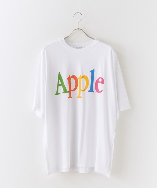 Chick(チック)の「Apple Colorful Print Big Silhouette T-Shirt / Apple カラフル プリント ビッグシルエット Tシャツ 半袖 クルーネック オーバーサイズ プリントTシャツ レディース メンズ 2026年 夏 夏服(Tシャツ/カットソー・レディース・チャコール/ピンク/ホワイト・FREE)」の2枚目の写真