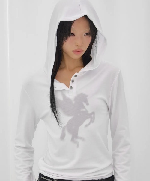 FANCY CLUB(ファンシークラブ)の「◇FANCYCLUB◇ブランド直輸入正規品/ペガサス フーデッド ロングスリーブ PEGASUS HOODED LONG SLEEVE(Tシャツ/カットソー・レディース・ホワイト/チャコール・FREE)」の9枚目の写真