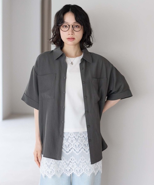 HEART MARKET(ハートマーケット)の「【接触冷感×吸水速乾】さらさらスラブワークシャツ半袖(シャツ/ブラウス・レディース・チャコール/ナチュラル/ブラック/ダークブラウン・FREE)」の3枚目の写真