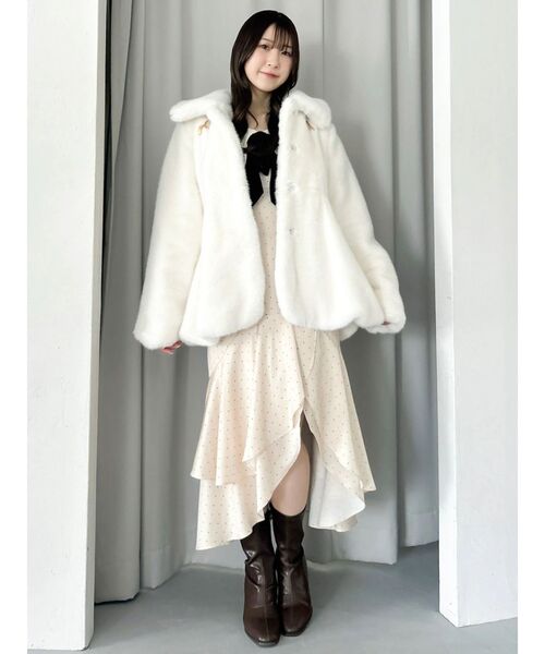 dazzlin(ダズリン)の「ラッフルティアードイレヘムワンピース(ワンピース・レディース・ブラック/アイボリー・MEDIUM/SMALL)」の22枚目の写真