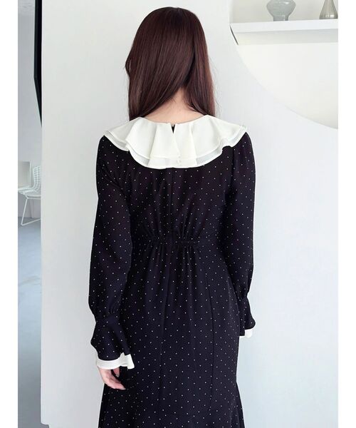 dazzlin(ダズリン)の「ラッフルティアードイレヘムワンピース(ワンピース・レディース・ブラック/アイボリー・MEDIUM/SMALL)」の4枚目の写真