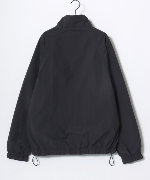 CONVERSE(コンバース)の「CONVERSE/コンバース Nylon Fleece-Lined Jacket/オーバーサイズ 裏フリース カラー配色 スタンドブルゾン/ナイロンジャケット/レディース メンズ(ブルゾン・レディース・ネイビー/アイボリー/ブラック/ブラウン・LL/L/M)」の16枚目の写真