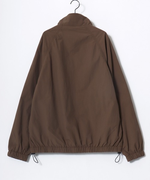 CONVERSE(コンバース)の「CONVERSE/コンバース Nylon Fleece-Lined Jacket/オーバーサイズ 裏フリース カラー配色 スタンドブルゾン/ナイロンジャケット/レディース メンズ(ブルゾン・レディース・ネイビー/アイボリー/ブラック/ブラウン・LL/L/M)」の18枚目の写真