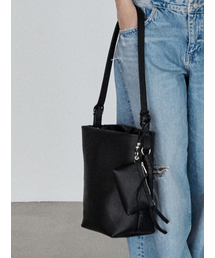 DAWN FACTORY（ダンファクトリー）の「BUTLER BAG SMALL COW LEATHER BLACK バトラー バッグ スモール 牛革 ブラック（メッセンジャーバッグ）」