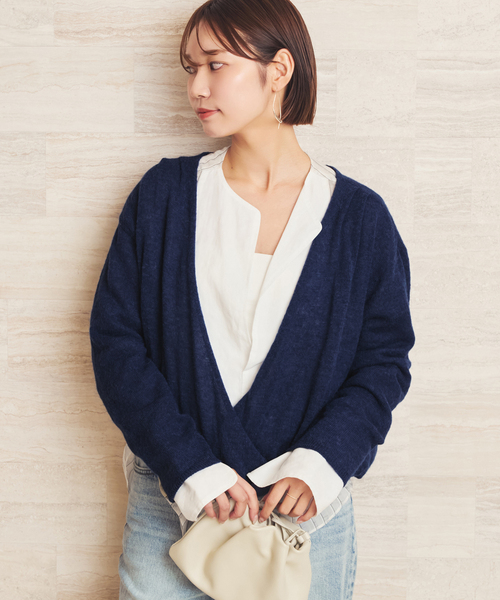 plage(プラージュ)の「ALPACA MIX 2WAYカシュクールプルオーバー(ニット/セーター・レディース・グレー/ホワイト/コバルトブルー・FREE)」の10枚目の写真