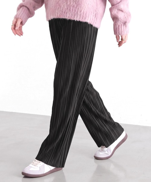 SELECT LEVERY(セレクトリベリー)の「ベロア風プリーツパンツ(その他パンツ・レディース・ブラック/ブラウン/チャコール・MEDIUM)」の14枚目の写真