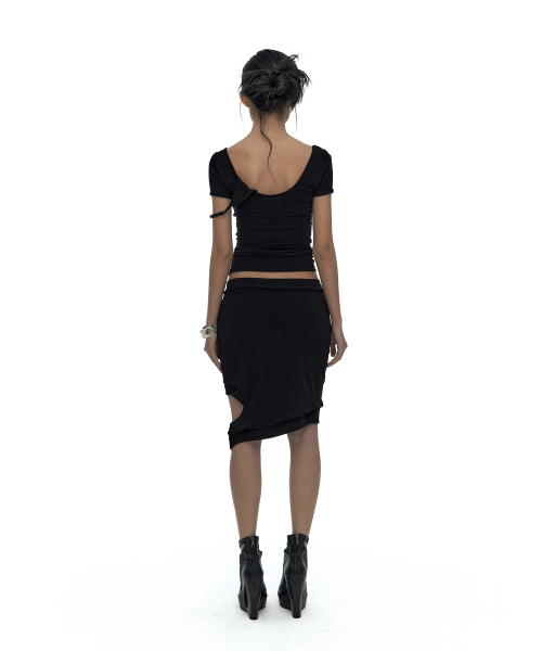 KASHIKO(カシコ)の「Peek-a-boo Top Black(Tシャツ/カットソー・レディース・その他・FREE)」の7枚目の写真