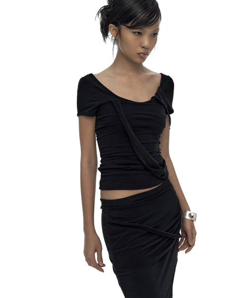KASHIKO(カシコ)の「Peek-a-boo Top Black(Tシャツ/カットソー・レディース・その他・FREE)」の11枚目の写真