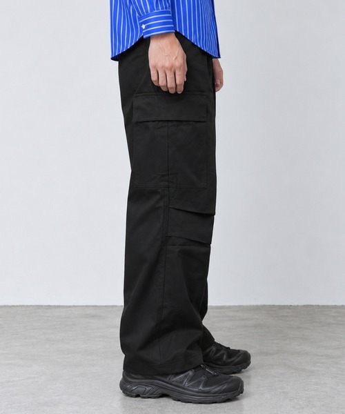 OXA(オグザ)の「ワイドカーゴパンツ OXA(カーゴパンツ・メンズ・カーキ/ブラック・LARGE/MEDIUM)」の4枚目の写真