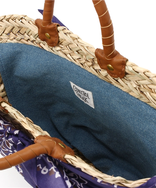 Khaju（カージュ）の「control freak: バンダナカゴバッグ（かごバッグ・レディース・レッド/ネイビー・ONE SIZE）」の3枚目の写真