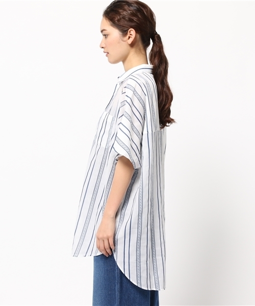 MOUSSY（マウジー）の「OVER SIZED SHIRT F（シャツ/ブラウス・レディース・ホワイト系その他/ホワイト/カーキ・FREE）」の5枚目の写真