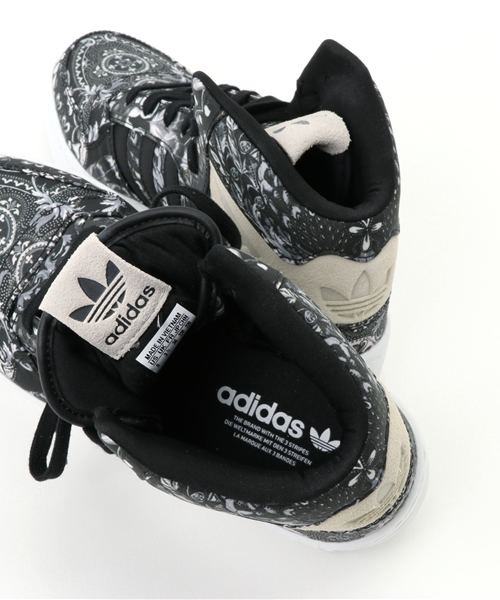 adidas（アディダス）の「【adidas Originals by The Farm Company】[M ATTITUDE REVIVE W]（スニーカー・レディース・ブラック・22.0cm/23.0cm/25.0cm/24.0cm/24.5cm/25.5cm/22.5cm/23.5cm）」の7枚目の写真