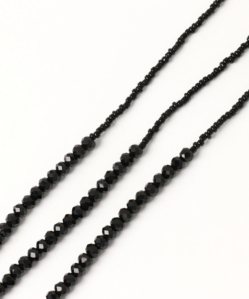 INTERPLANET WINGS（インタープラネットウィング）の「3連チェコビーズネックレス（ネックレス・レディース・シルバー/ブラック/グレー・FREE）」の8枚目の写真