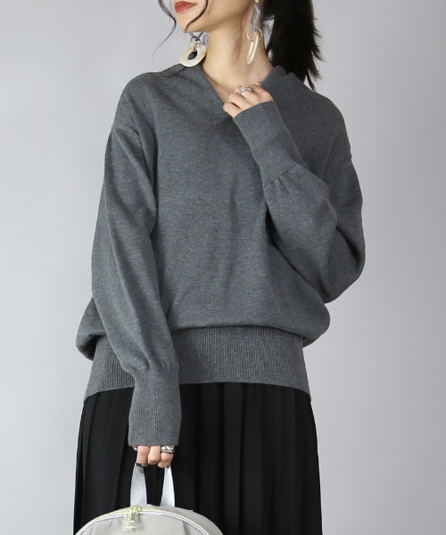 and it_（アンドイット）の「フーディー風ネックロングリブコットンニット（ニット/セーター・レディース・ネイビー/ブラック/ボルドー/グレー/ブルー/ピンク/モカ/オフホワイト/カーキ/クリーム/レッド系その他・LARGE/MEDIUM）」の4枚目の写真