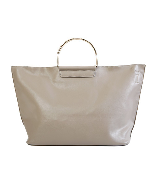 Luz Llena (philter)（ラズレナ　フィルター）の「[2way]メタルハンドル・トートショルダーバッグ/エコレザー（ショルダーバッグ・レディース・アイボリー/ブラック/グレー・ﾌﾘ-）」の3枚目の写真