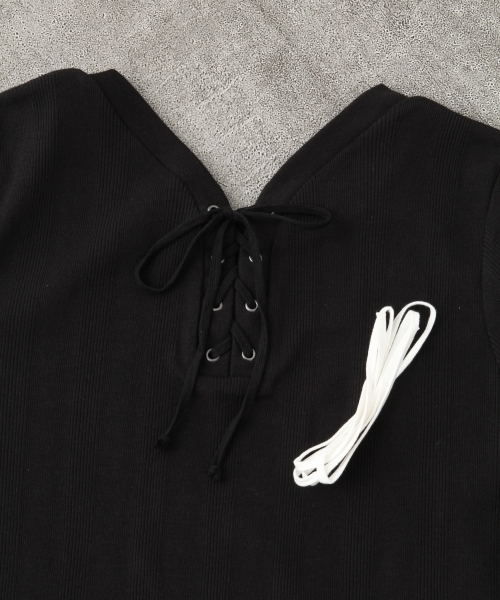 LEPSIM(レプシィム)の「レースアップ2WAYリブプルオーバー 748720(Tシャツ/カットソー・レディース・オフホワイト/ブラック/グレー・LARGE/MEDIUM)」の17枚目の写真